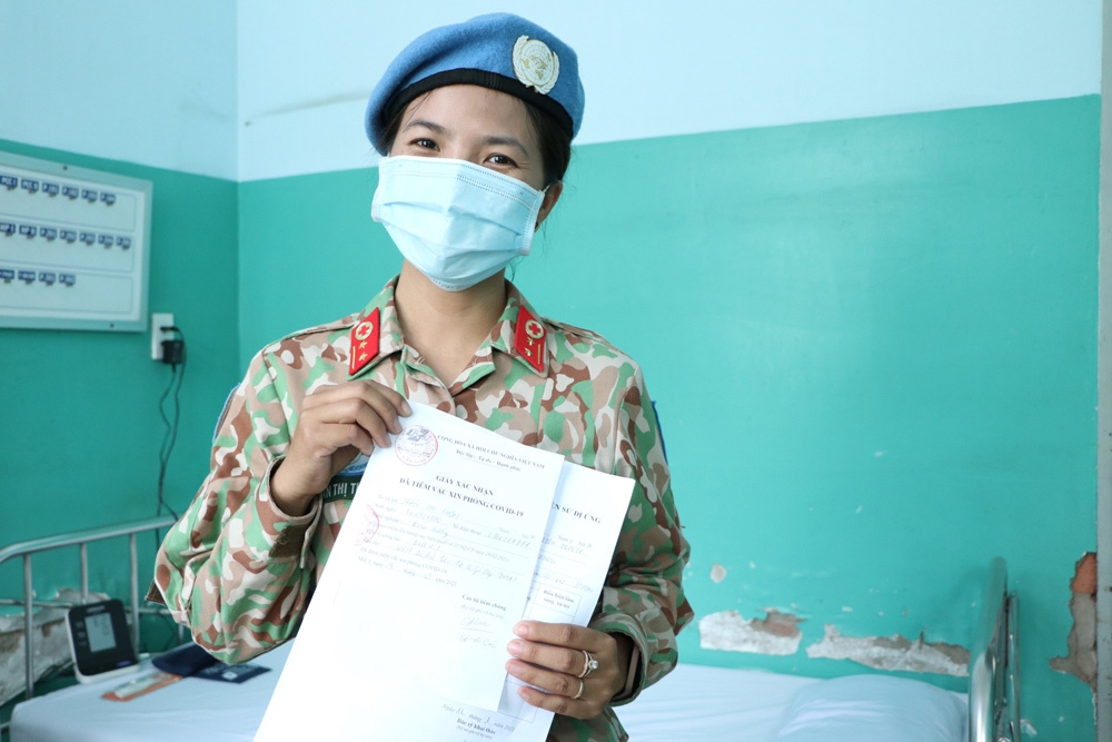0619-vietnamese-military-medicals-received-covid-19-vaccine-before-leaving-for-south-sudan